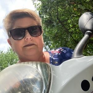 Meet your Posher, Zoë